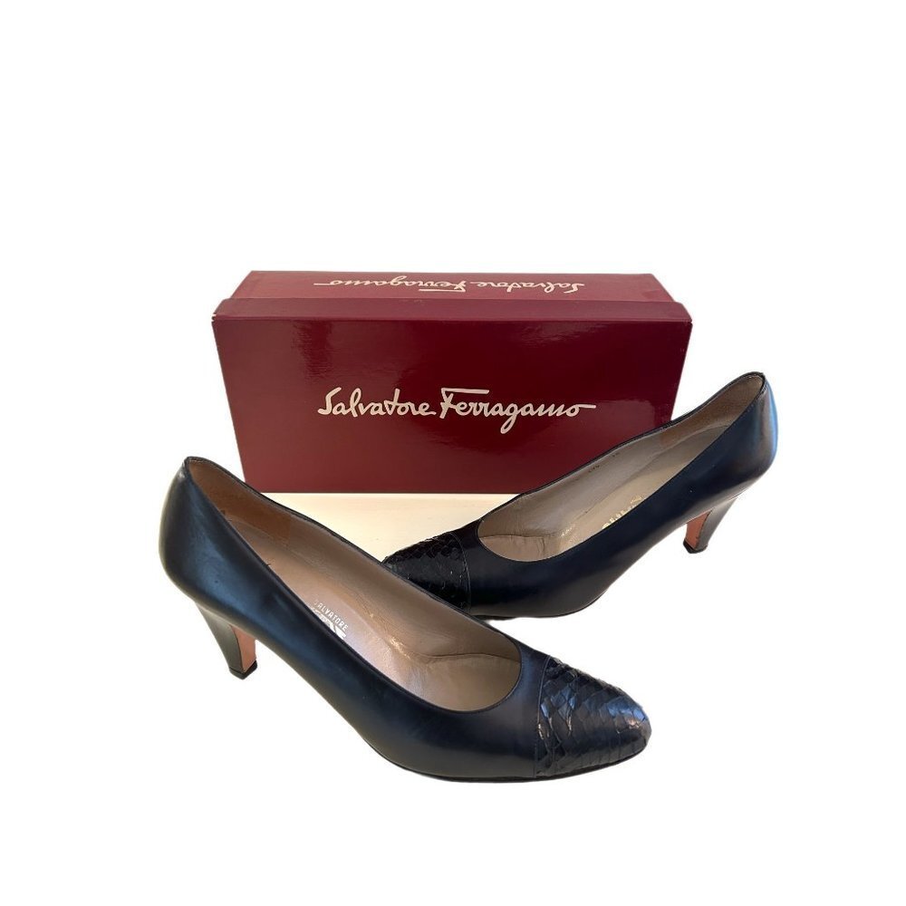 Salvatore Ferragamo Women's Dark Blue Heels Size 10